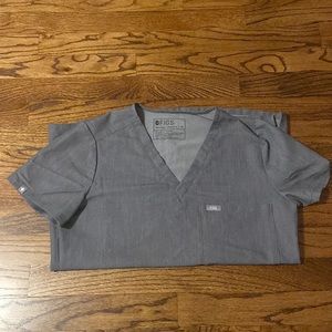 Figs One-Pocket Scrub Top, Women’s XS Graphite